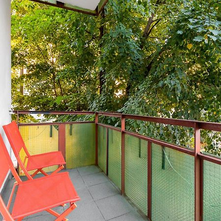 Apartament Helena Орадя Екстер'єр фото