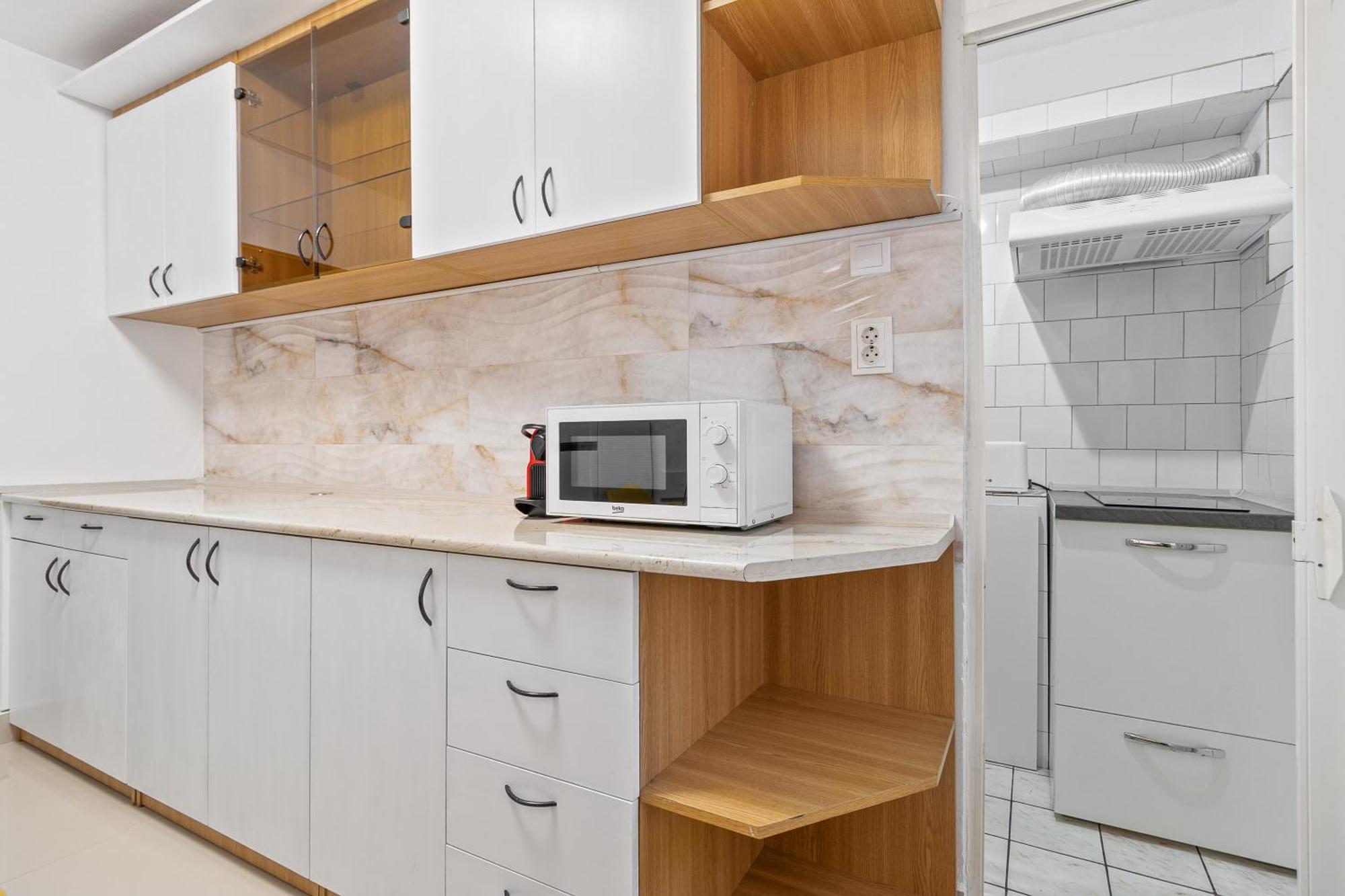 Apartament Helena Орадя Екстер'єр фото