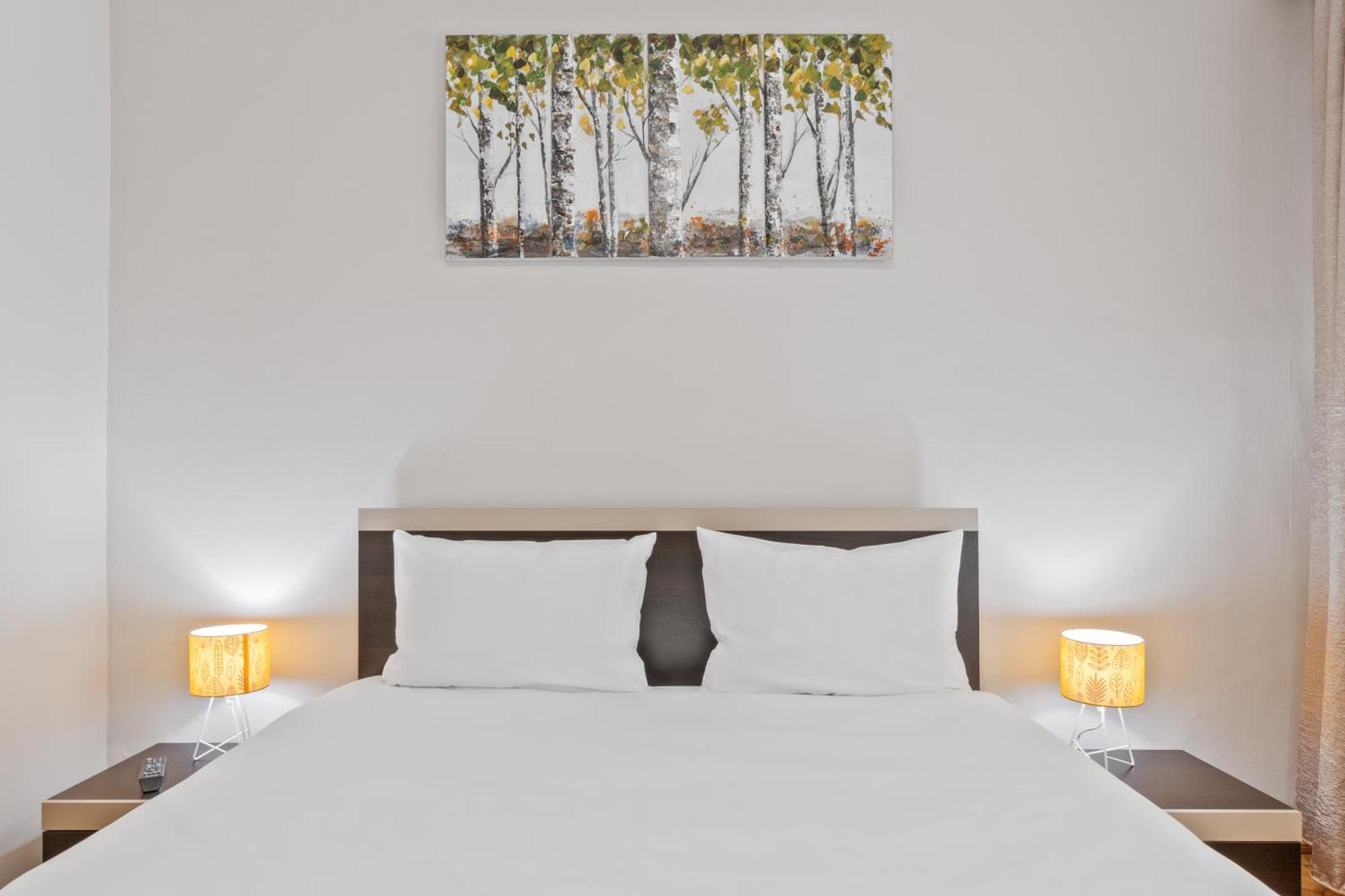 Apartament Helena Орадя Екстер'єр фото
